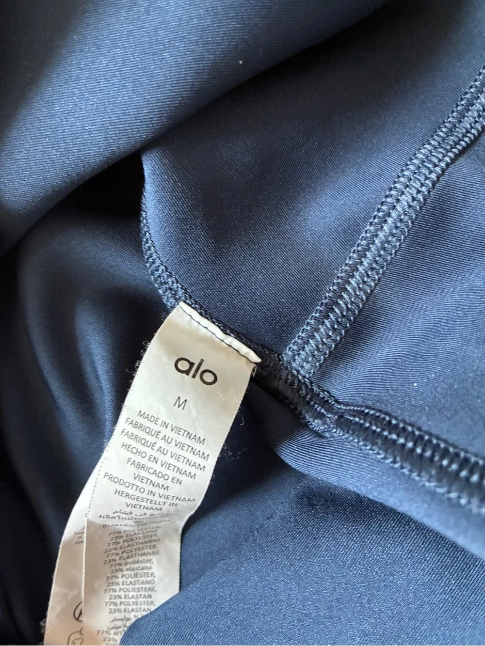 Alo Yoga Navy High-Waist Airlift Legging size Medium